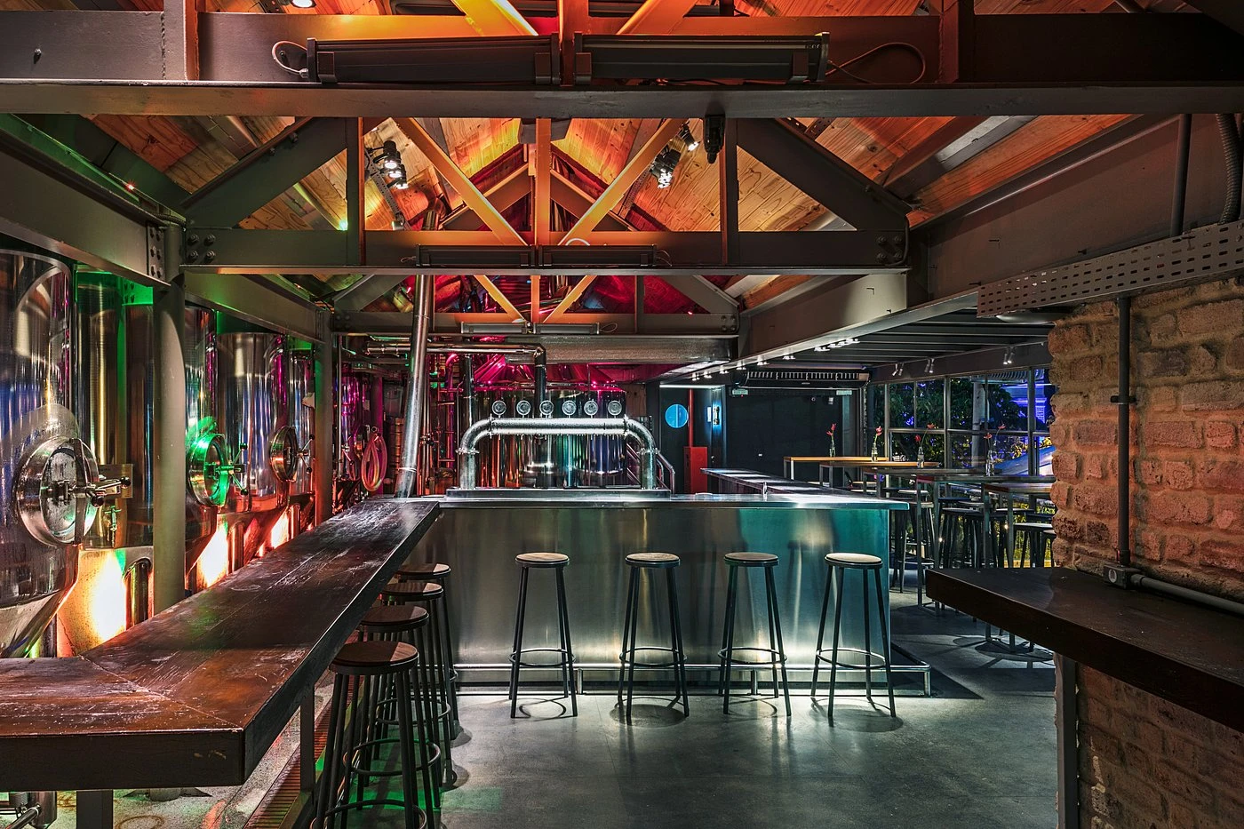 Brewpub at Jockey - Craft Beers & Garden - Image